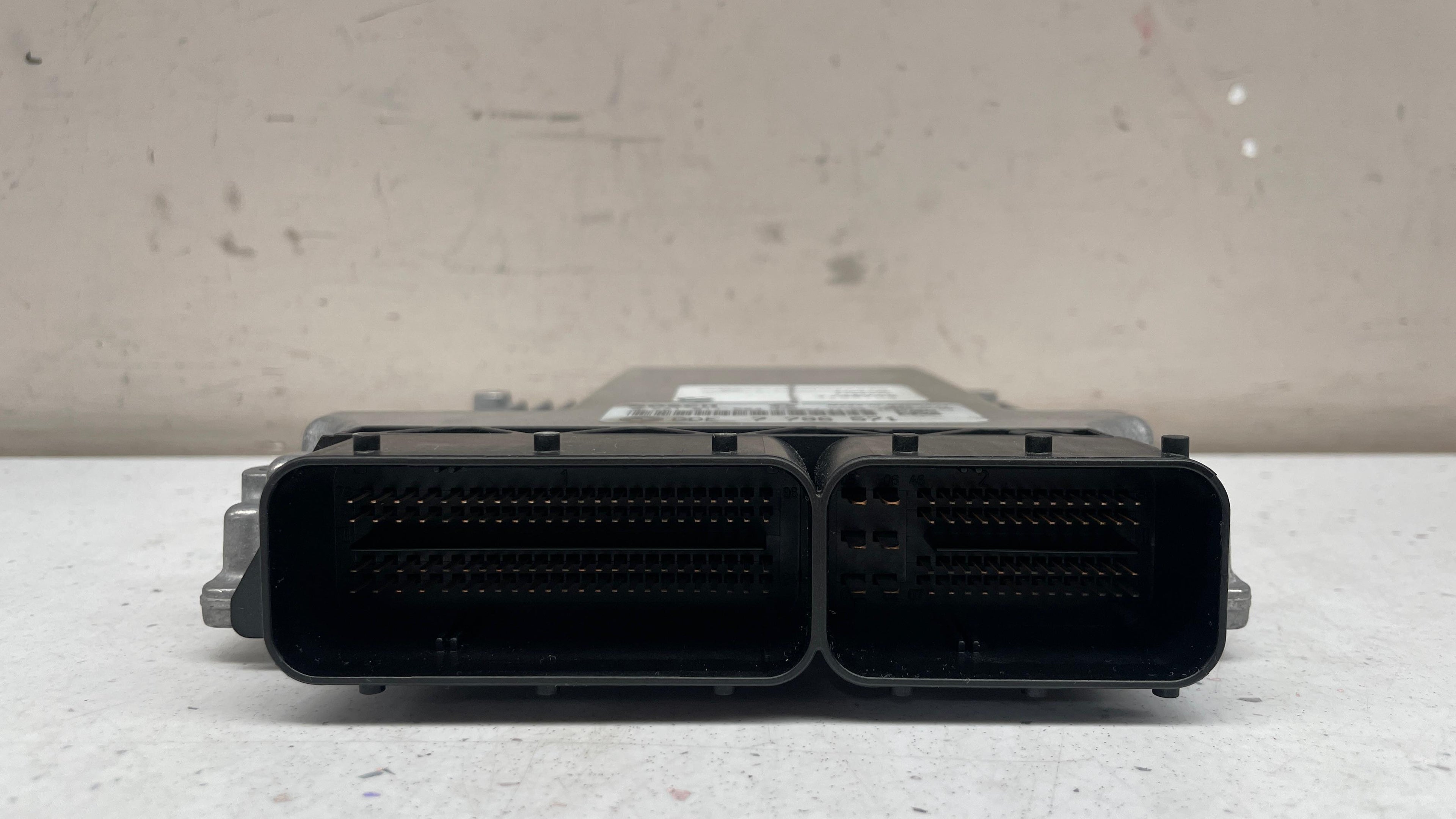 7796571  BMW X3  ENGINE CONTROL UNIT ECU
