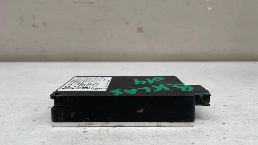 A0009055103 MERCEDES  BLIND SPOT RADAR  DISTANCE  SENSOR MODULE