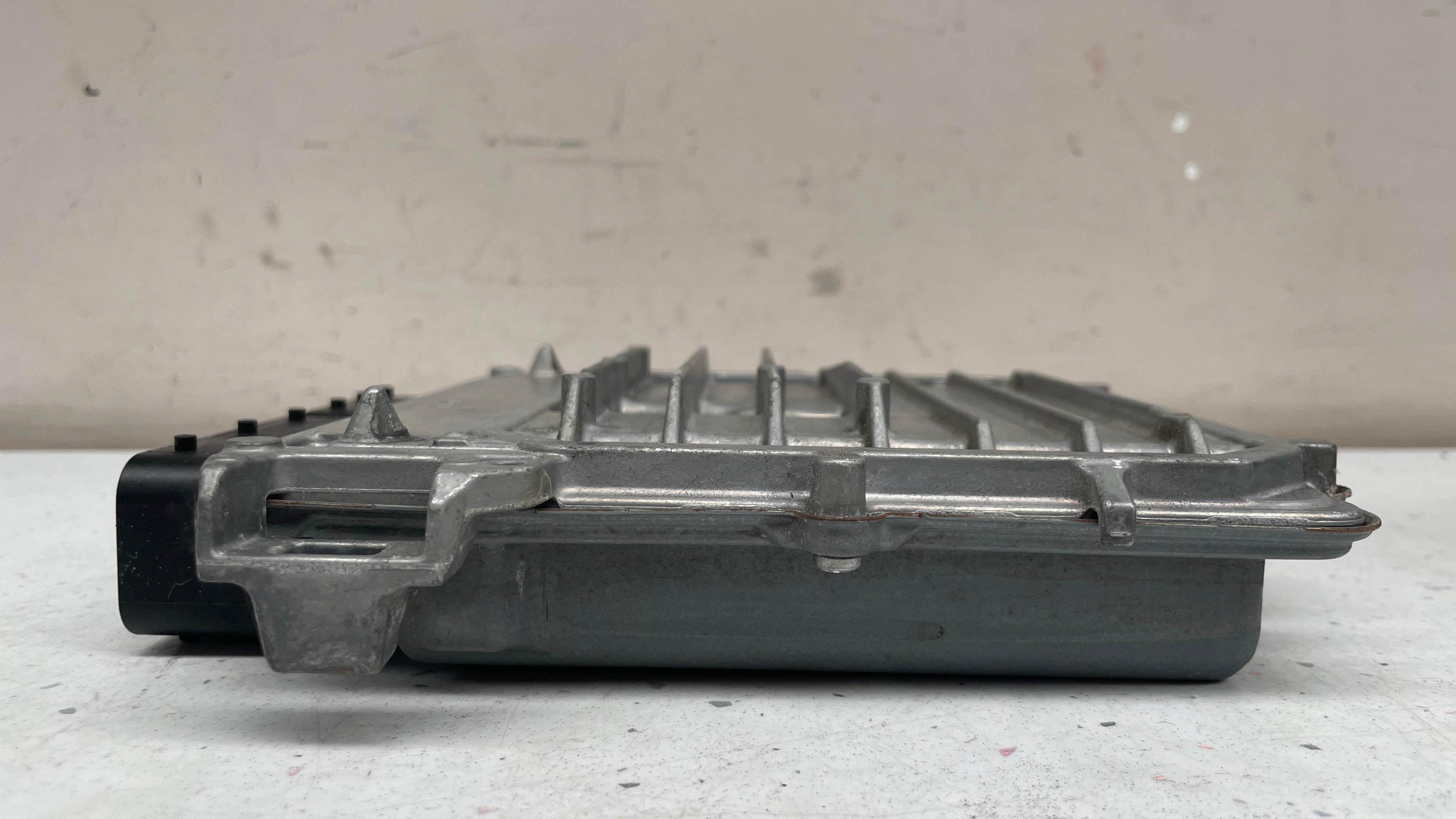 A2749001600 MERCEDES W204 ENGINE CONTROL UNIT ECU