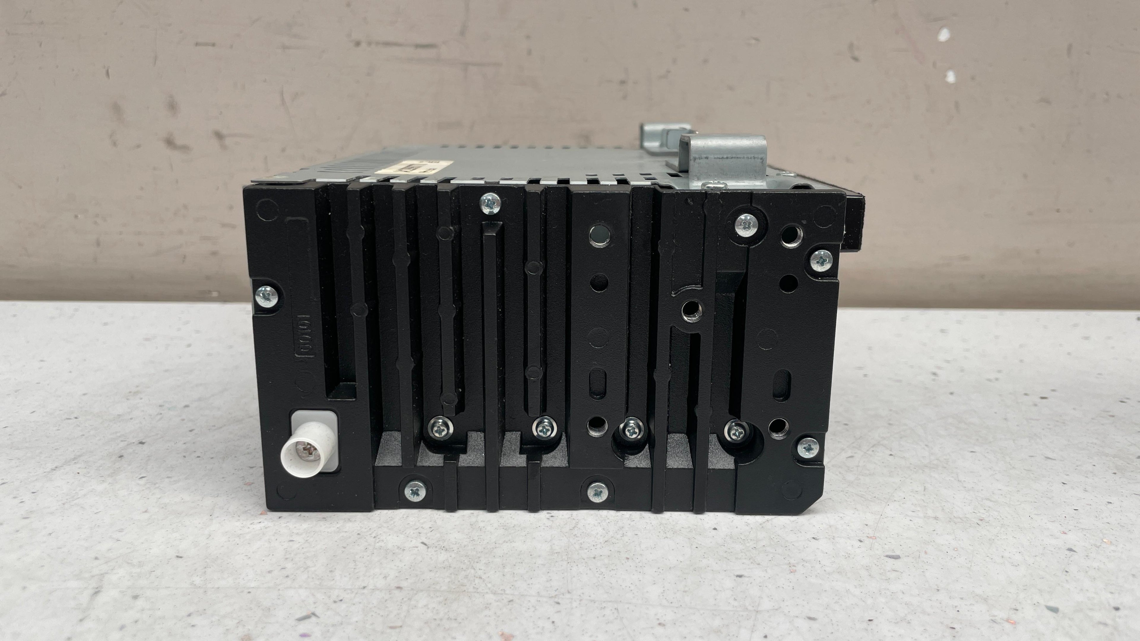 CV4T-19C107-XB FORD CD RADIO HEAD UNIT