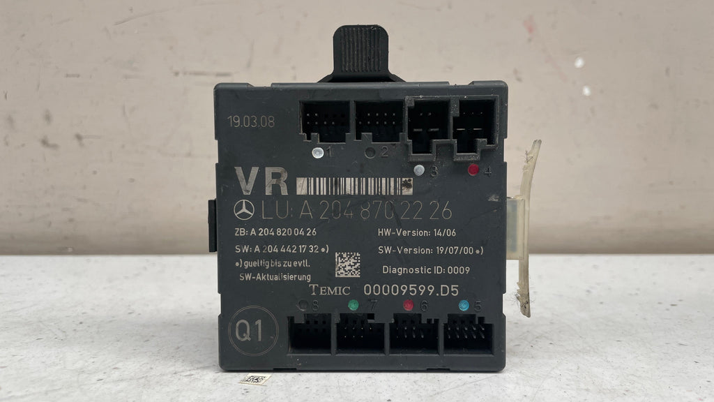 A2048702226 MERCEDES W204 FRONT RIGHT DOOR CONTROL MODULE