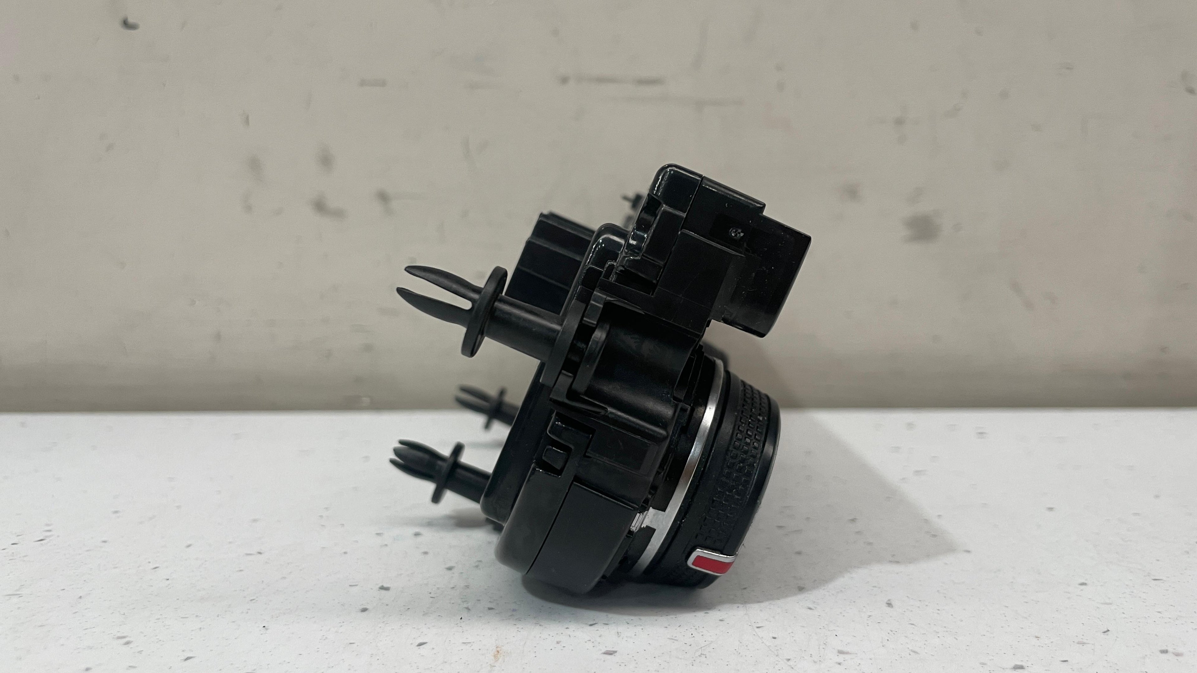 7C0907184K VOLKSWAGEN CRAFTER CLIMATE CONTROL CONTROL UNIT
