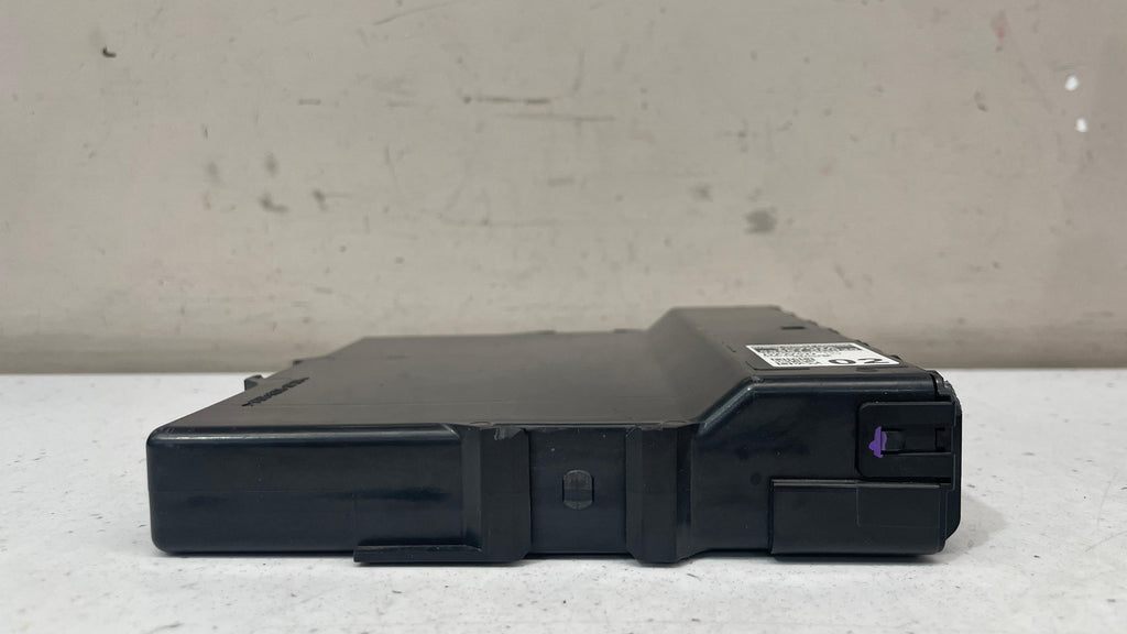 89981-0R020 TOYOTA RAV4 HYBRID VEHICLE CONTROL MODULE