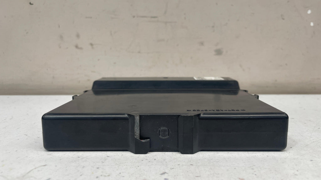 89981-0R020 TOYOTA RAV4 HYBRID VEHICLE CONTROL MODULE