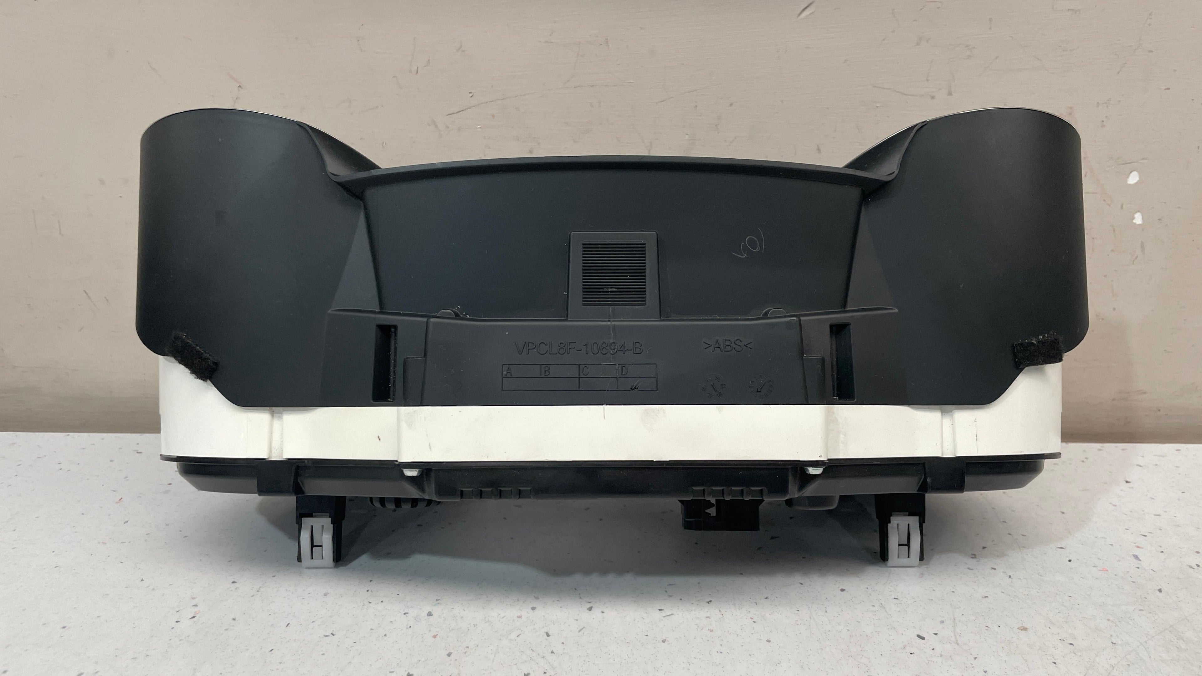 DV4T-10849-MP FORD KUGA INSTRUMENT CLUSTER ASSEMBLY LINE MODE