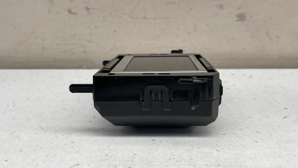 EM5T-18B955-RA FORD DISPLAY SCREEN MONITOR