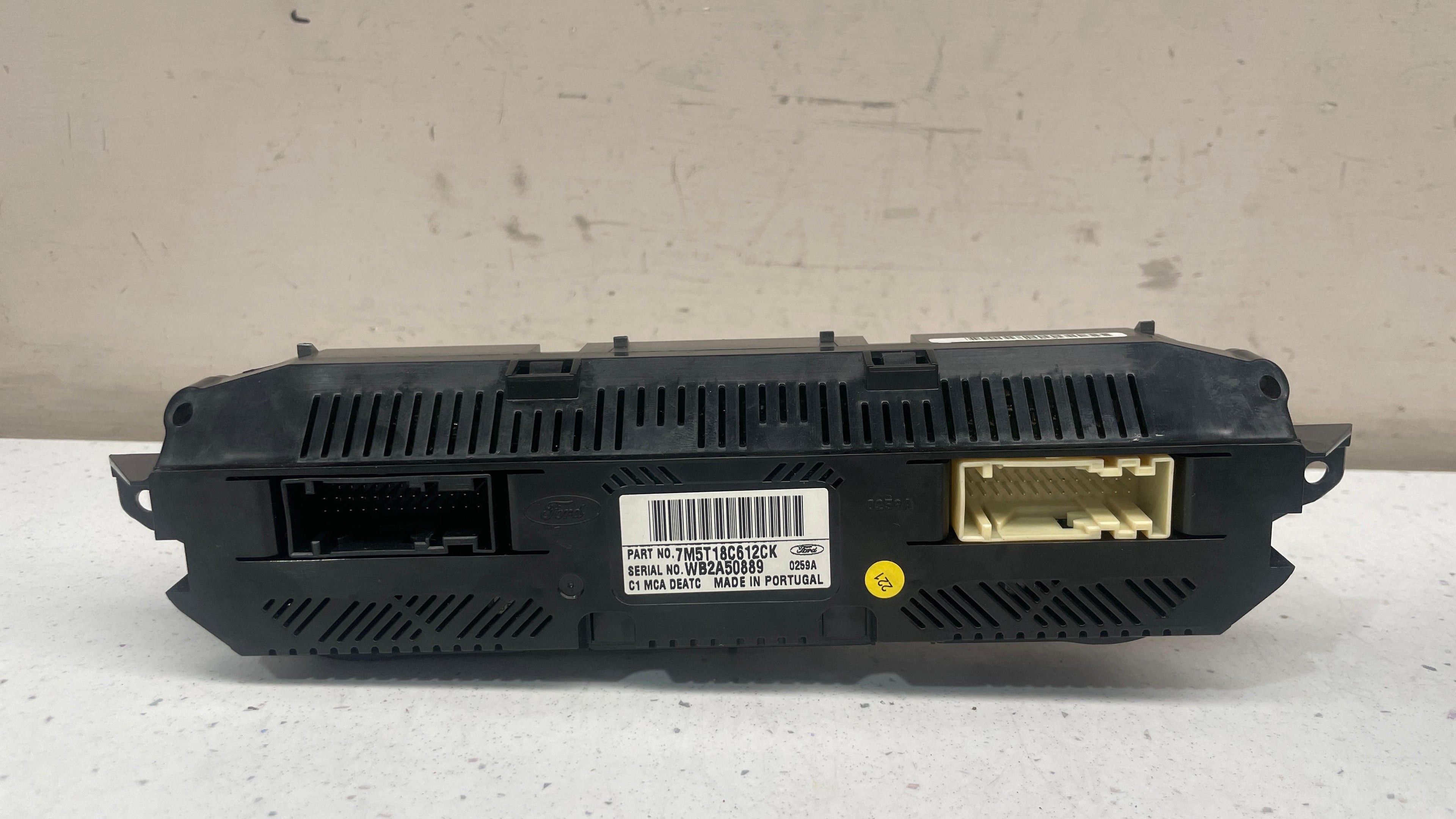 7M5T18C612CK FORD KUGA CLIMATE COTROL SWITCH PANEL