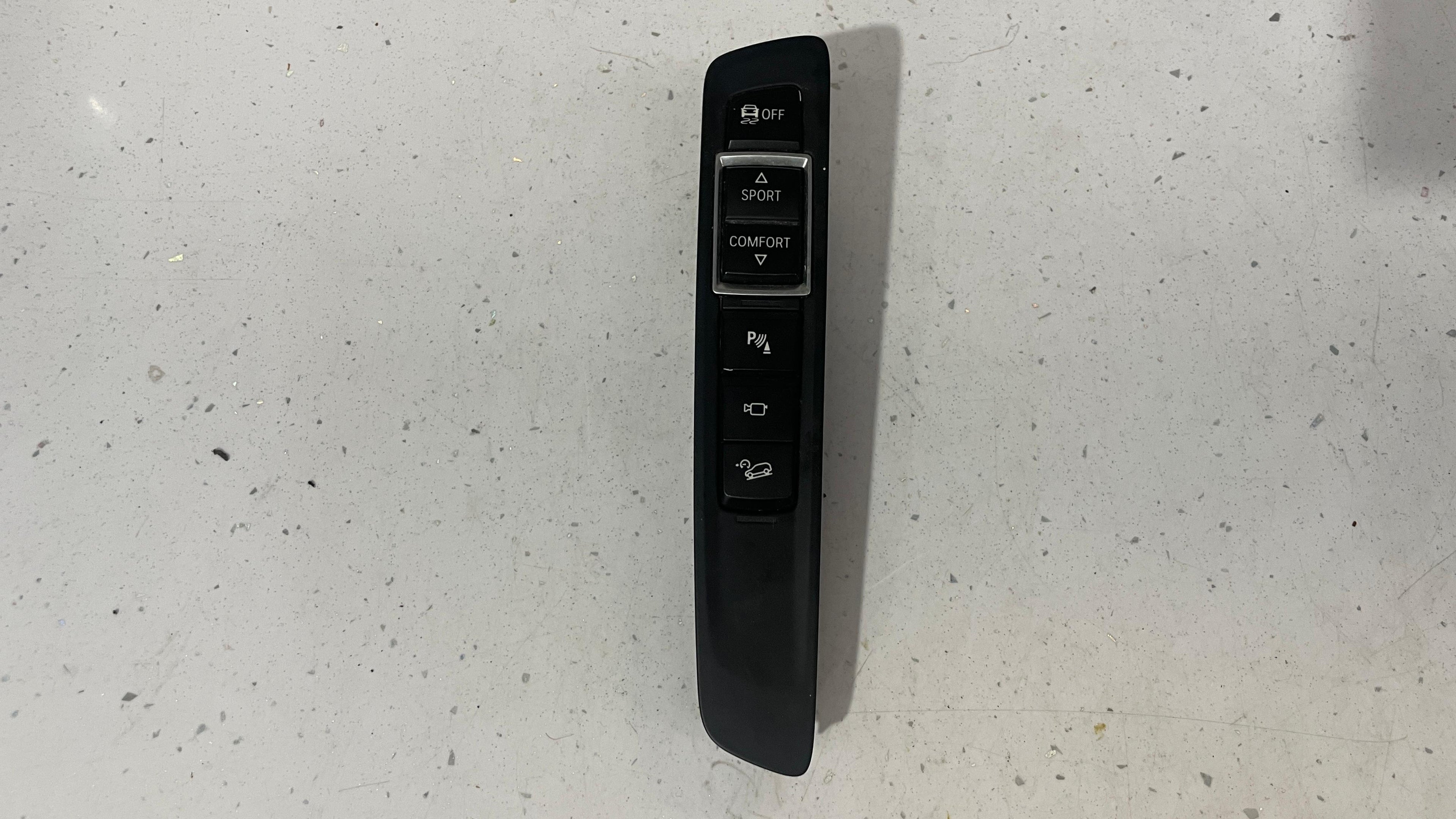 926272104 BMW F15 TRACTION CONTROL SWITCH