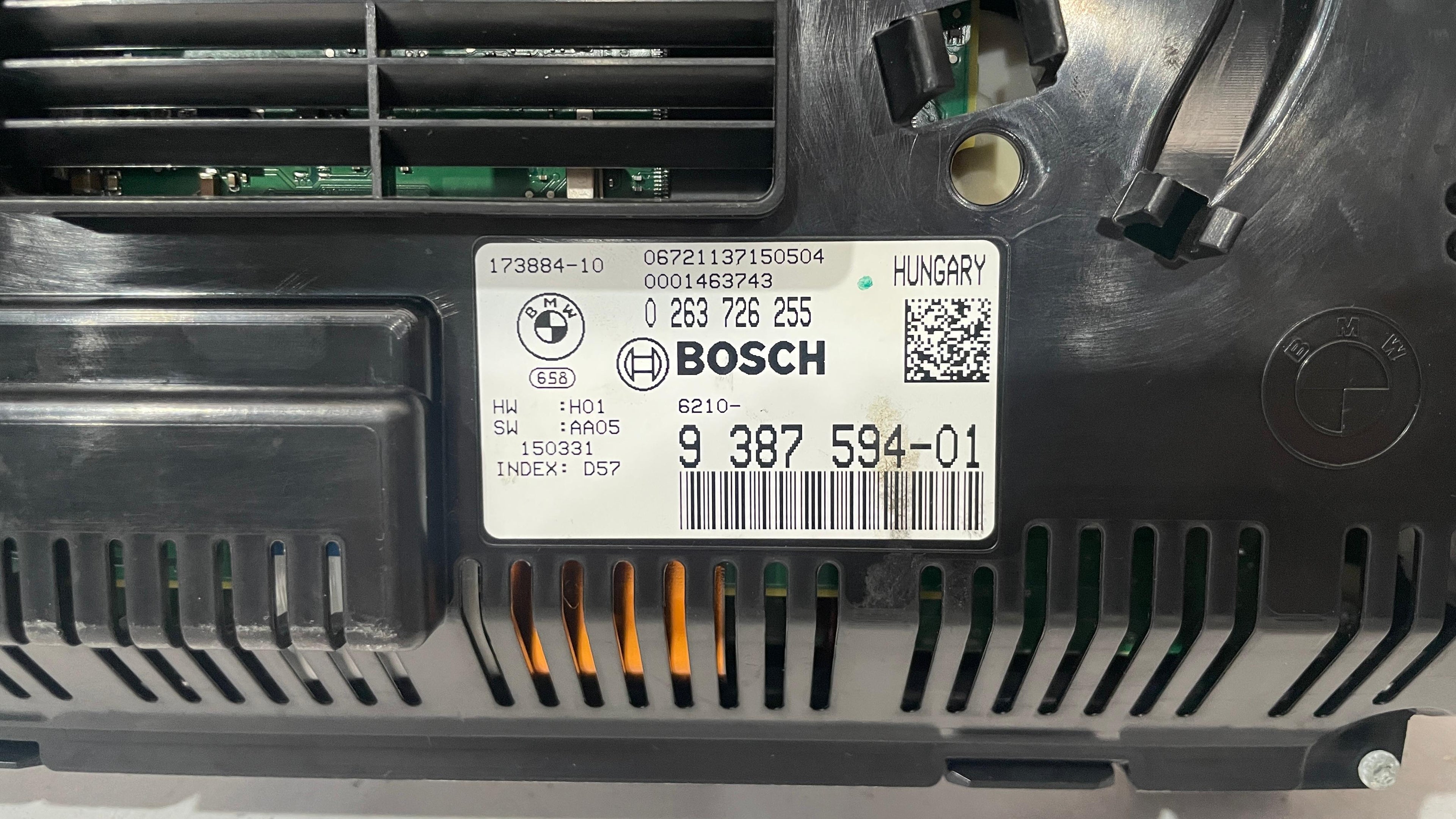 9387594-01 BMW F15 SPEEDOMETER CONTROL PANEL