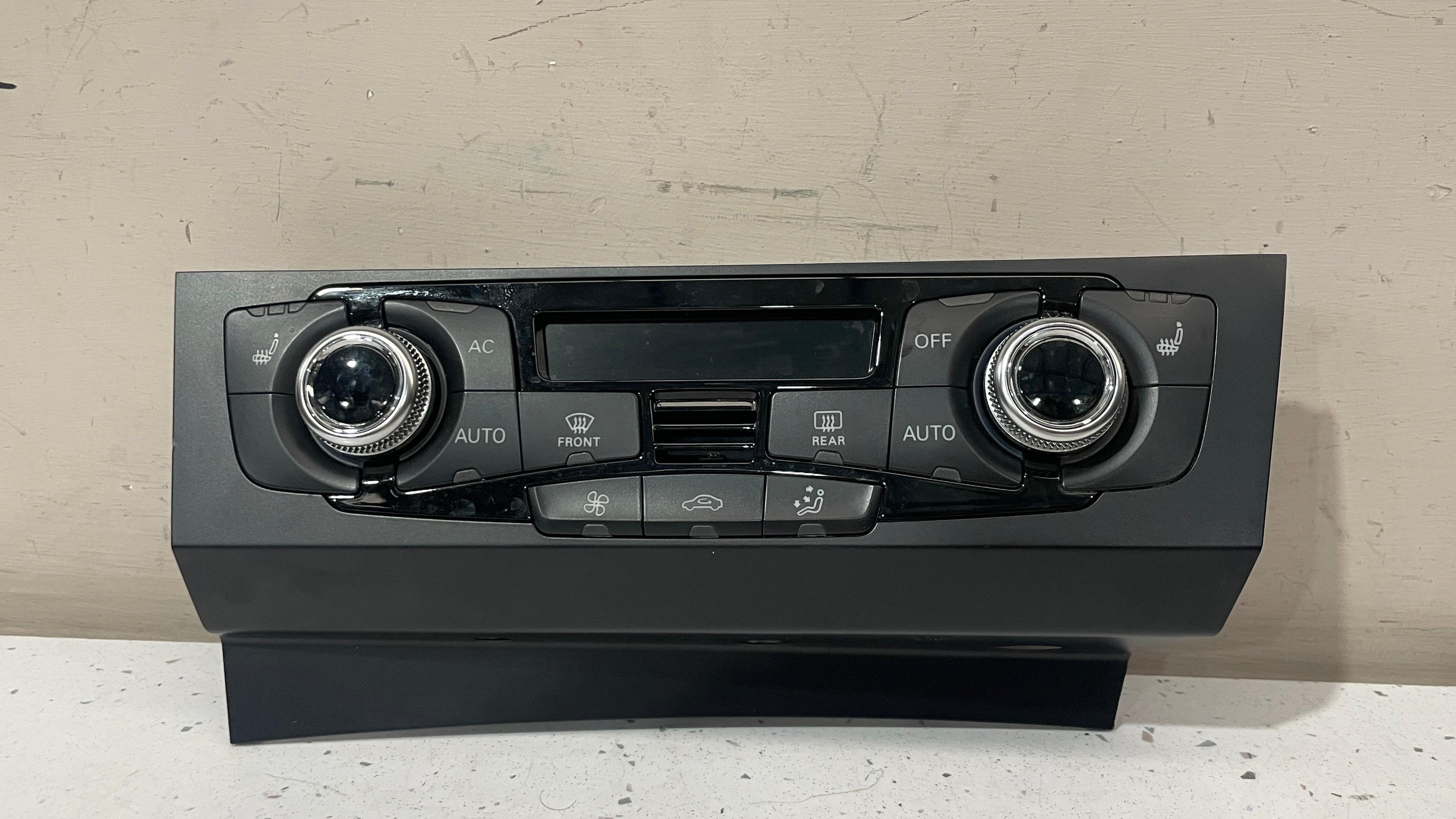 8K1820043AD AUDI CLIMATE CONTROL PANEL SWITCH