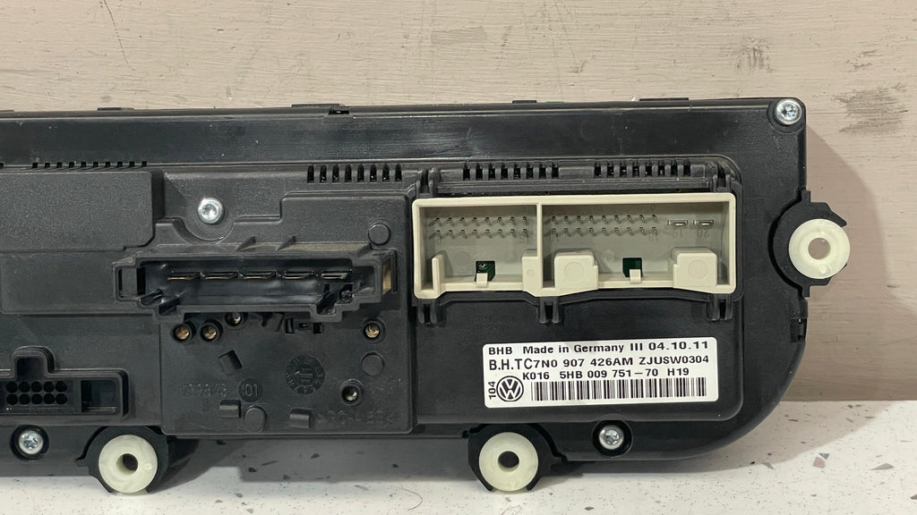 5HB009751-70 VOLKSWAGEN TIGUAN CLIMATE CONTROL PANEL