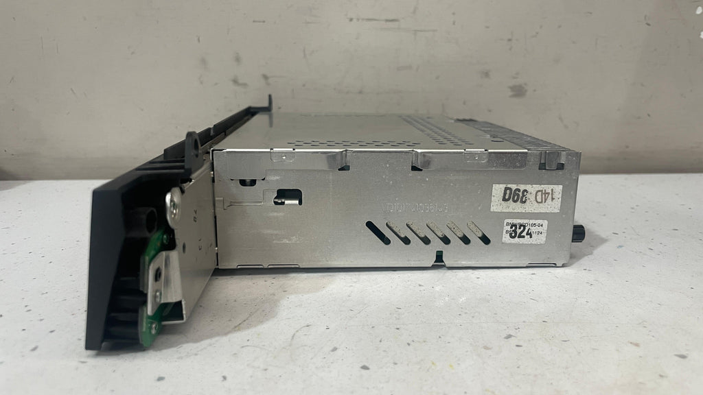 65126943437-02 BMW X3 BUSINES CD RADIO