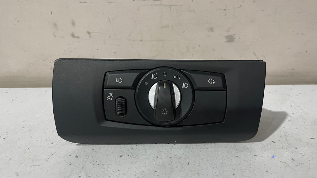913472602 BMW F15 HEADLIGHT CONTROL SWITCH