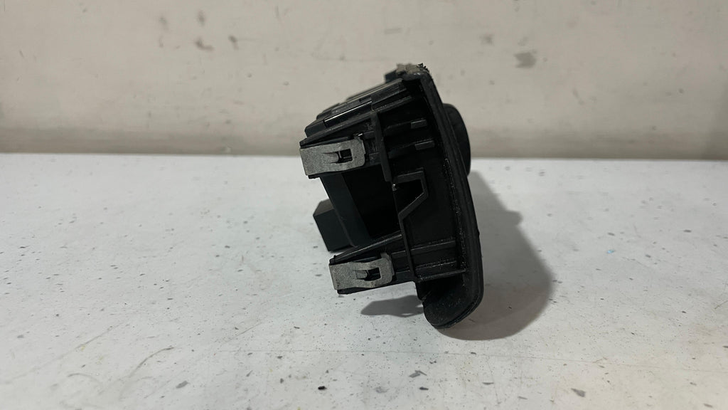 913472602 BMW F15 HEADLIGHT CONTROL SWITCH