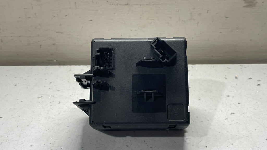 A2079052600 MERCEDES W204 KEY READER IGNITION SWITCH