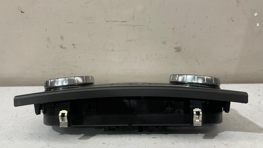 A2049001007 MERCEDES W204 CLIMATE CONTROL PANEL SWITCH