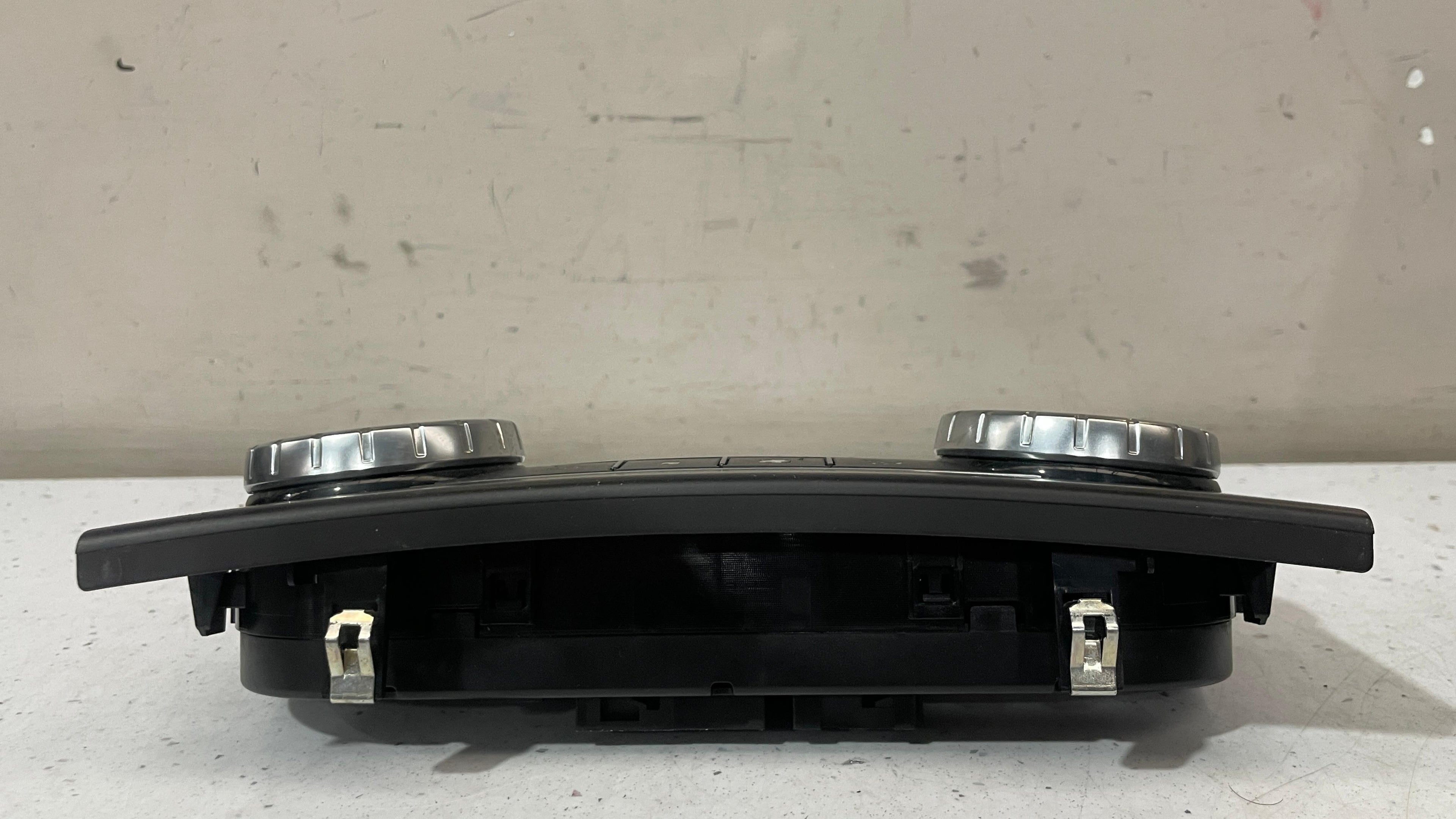 A2049001007 MERCEDES W204 CLIMATE CONTROL PANEL SWITCH