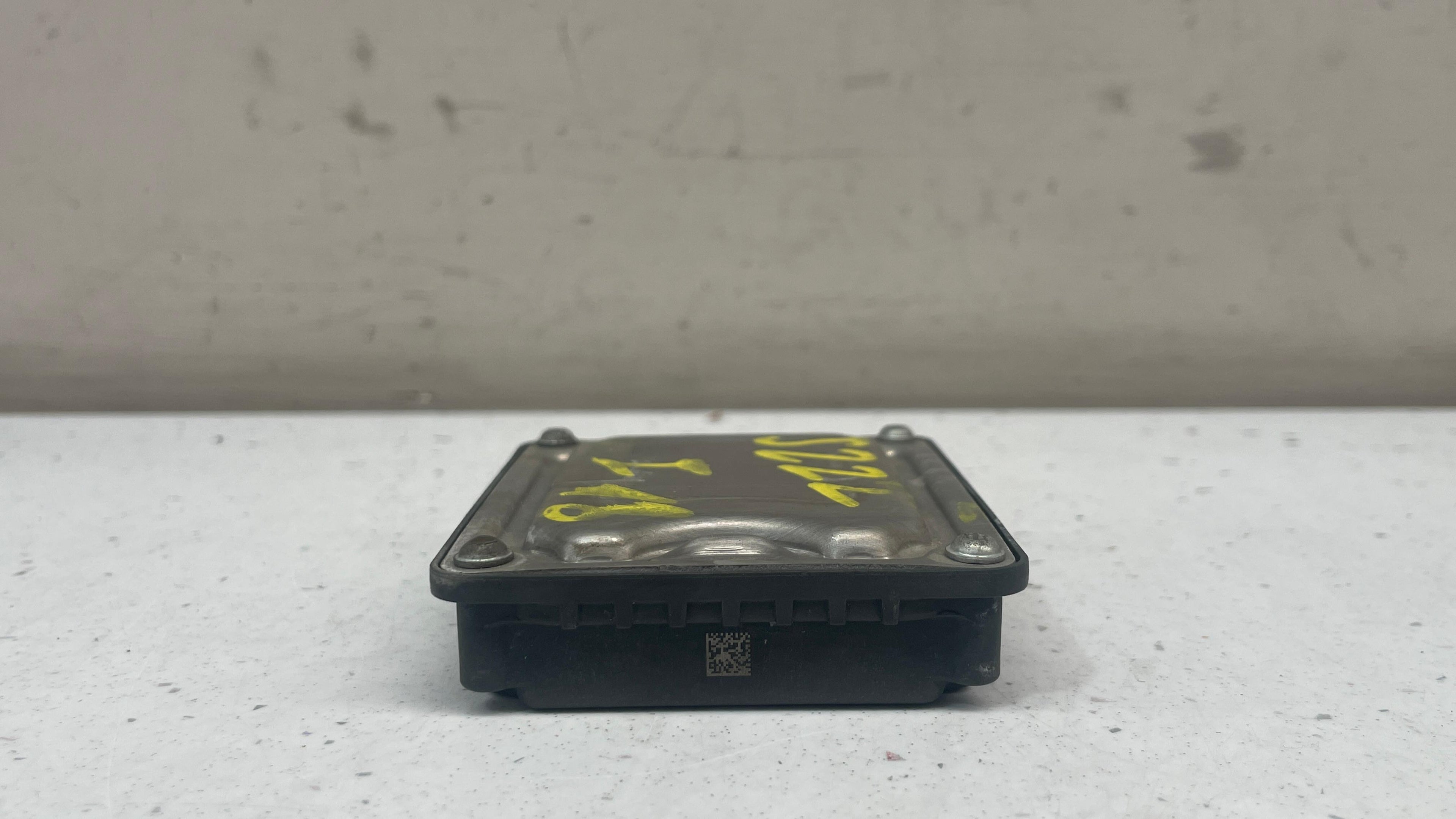 A0009058208 MERCEDES W222 GENUINE RADAR SENSOR CONTROL UNIT