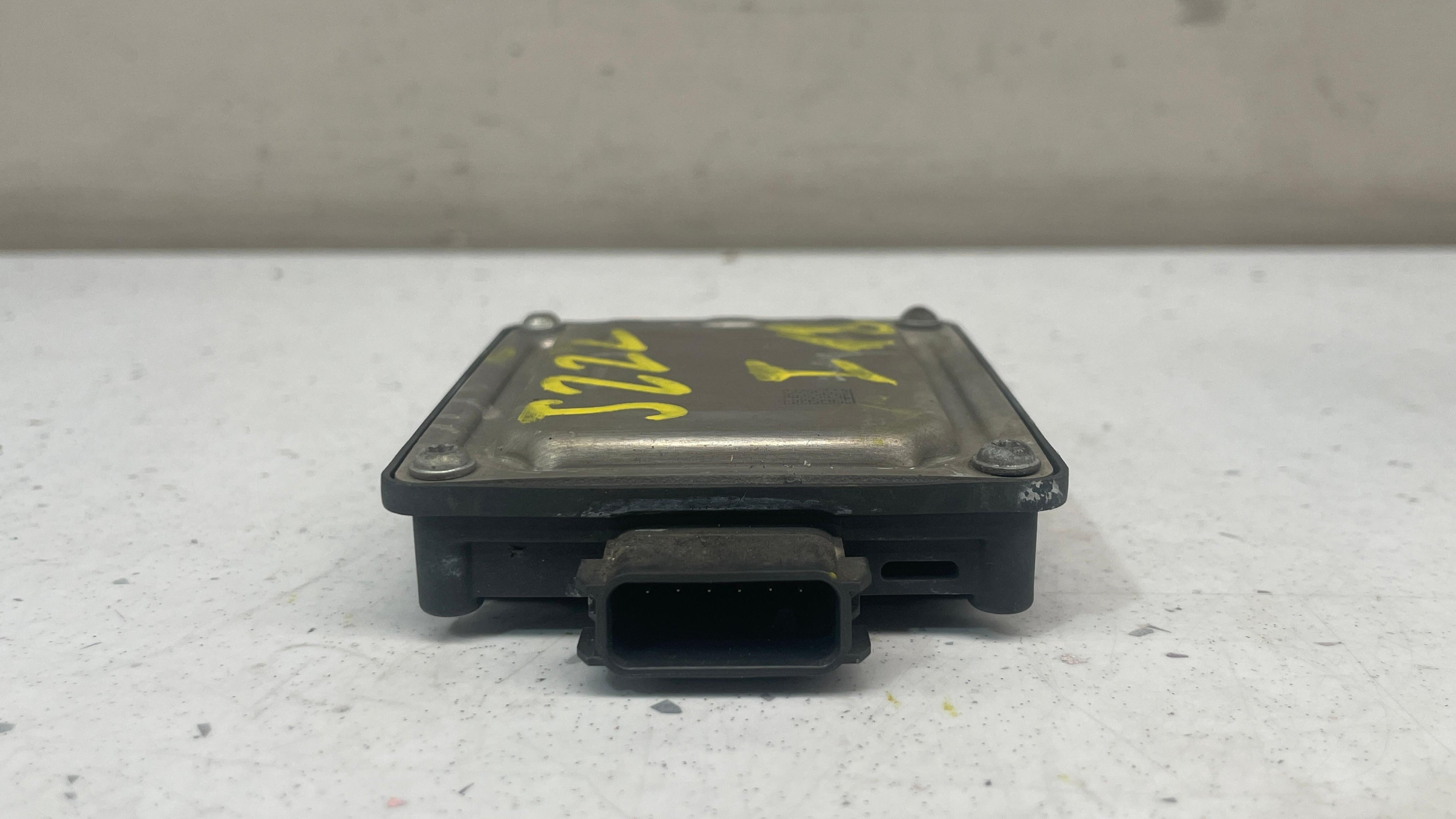 A0009058208 MERCEDES W222 GENUINE RADAR SENSOR CONTROL UNIT