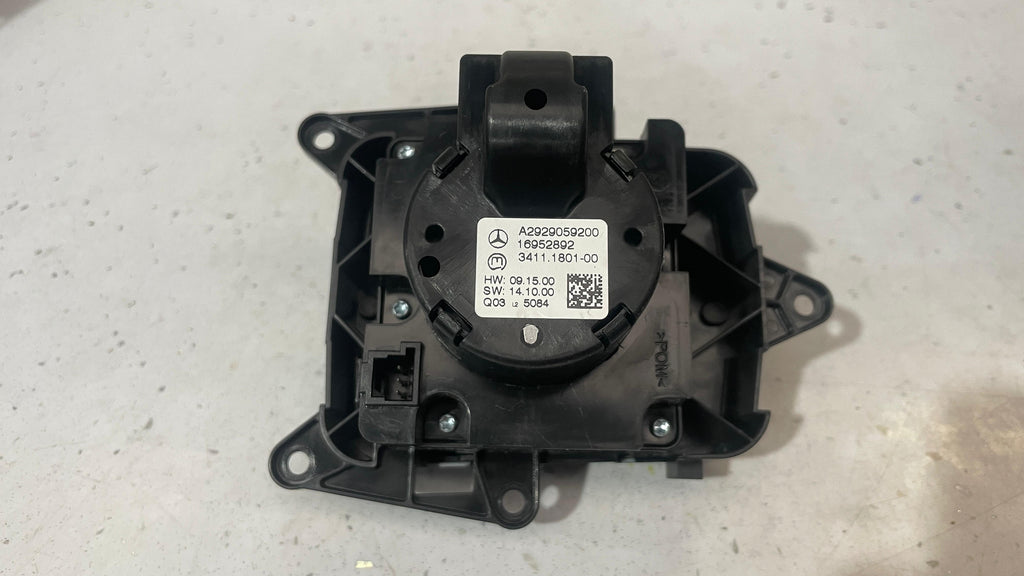 A2929059200 MERCEDES W166 AIR SUSPENSION SWITCH
