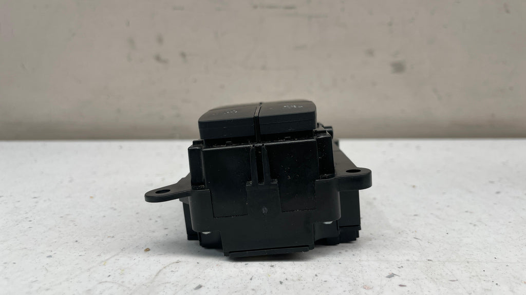 A2929057900 MERCEDES W166 AIR SUSPENSION SPORT TRACTION