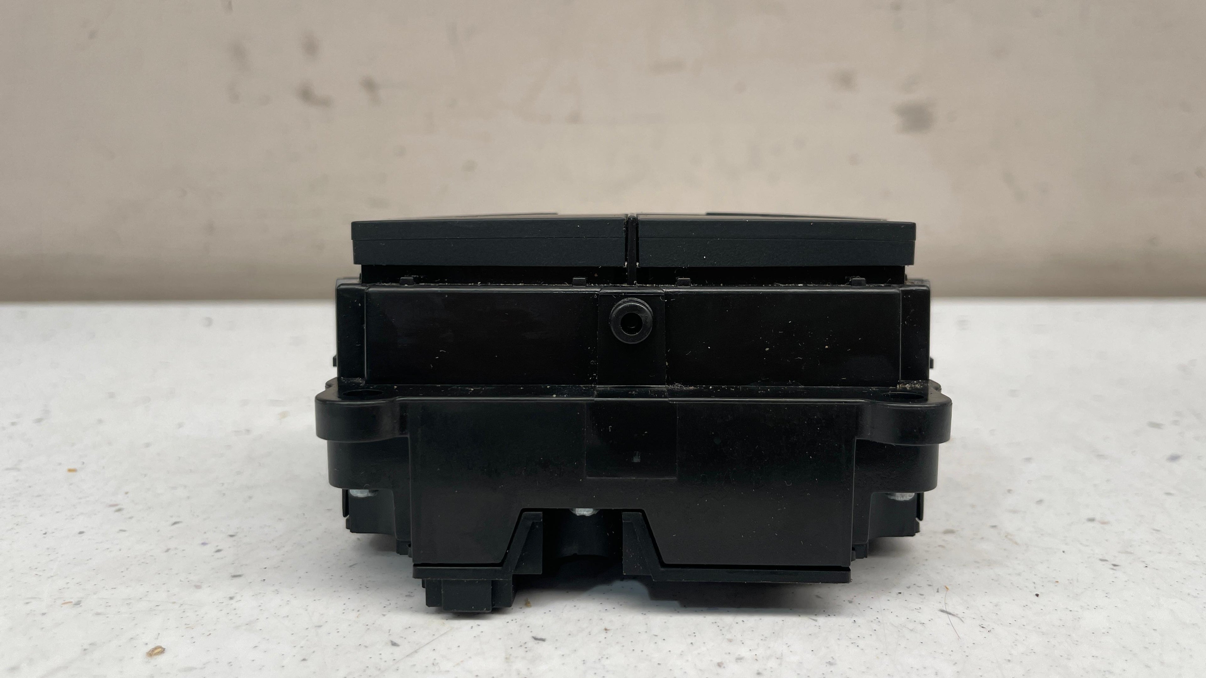 A2929057900 MERCEDES W166 AIR SUSPENSION SPORT TRACTION