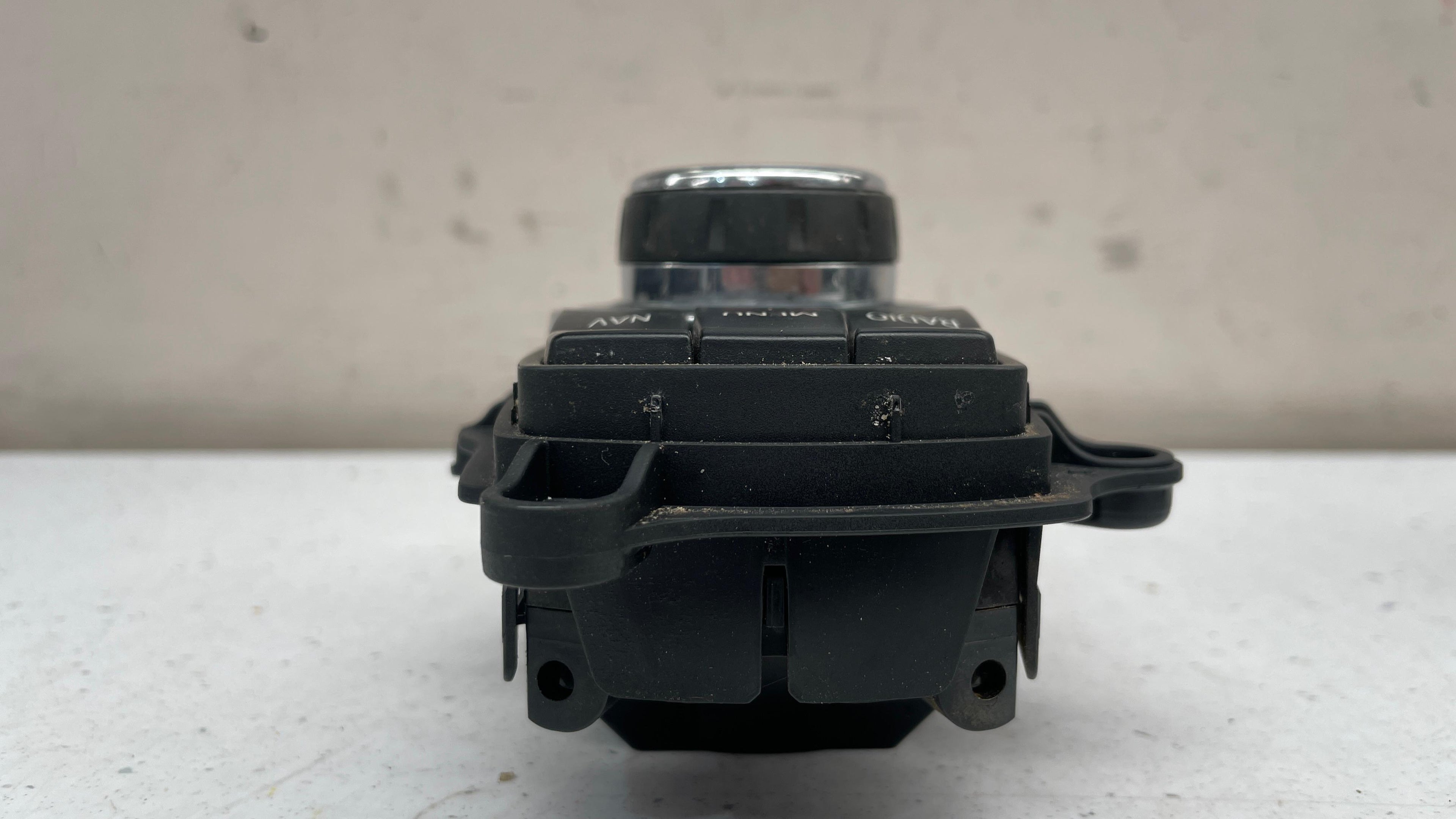 9249441 BMW E90 CONTROLLER NAVIGATION SWITCH BUTTON CONTROL