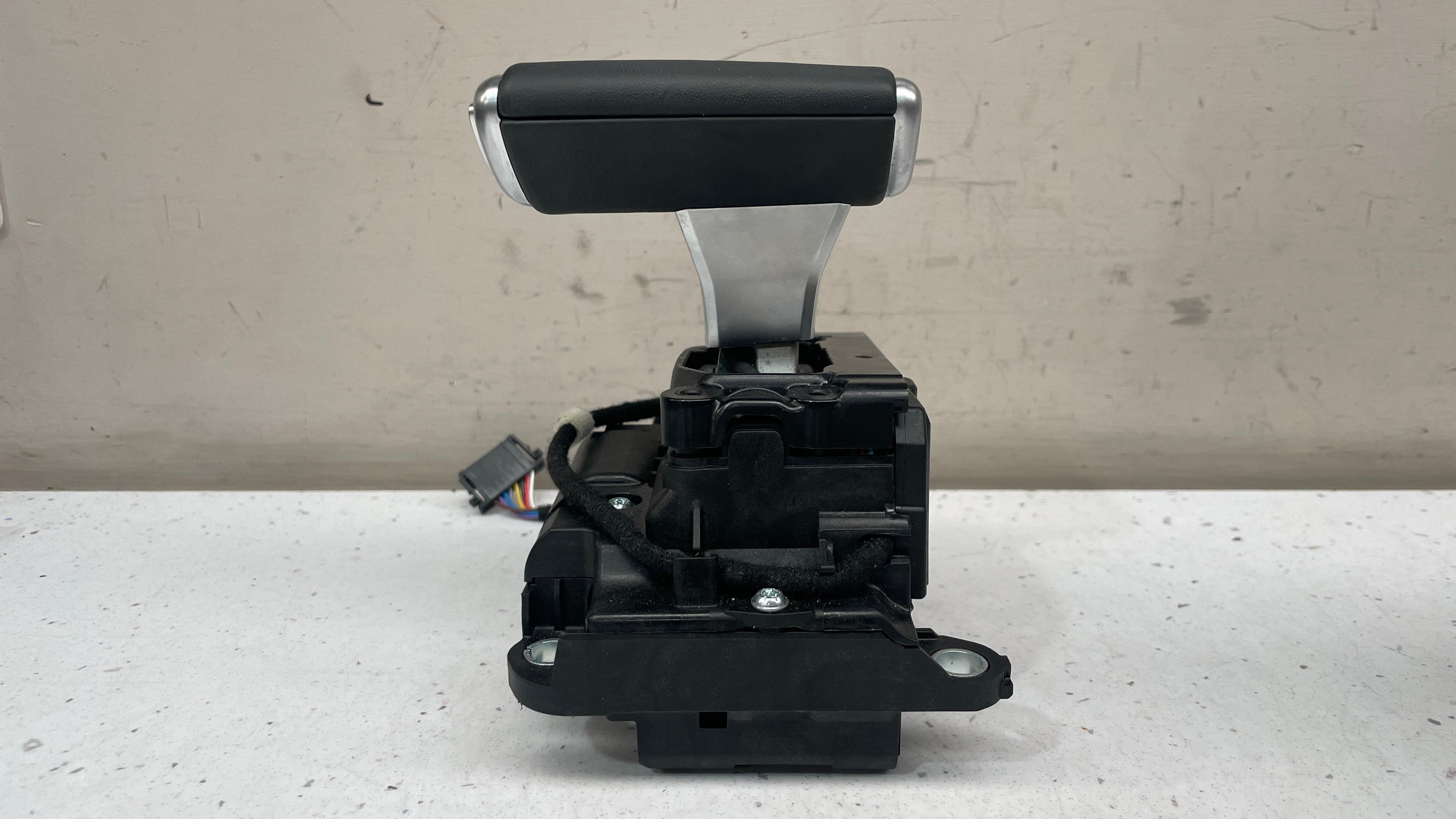 4M8713041D AUDI Q7 GEAR SELECTOR LEVER AUTOMATIC GEARBOX