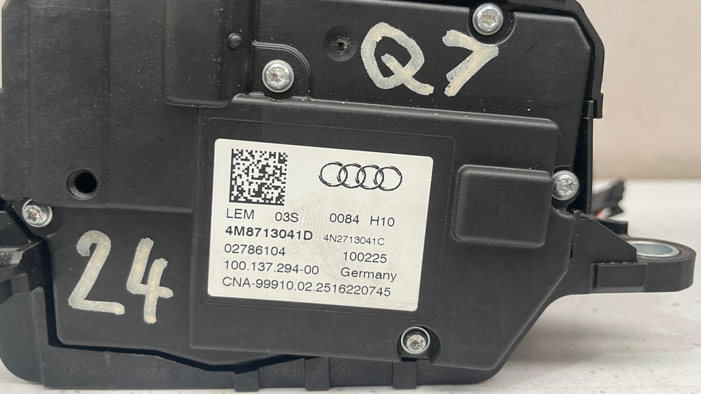 4M8713041D AUDI Q7 GEAR SELECTOR LEVER AUTOMATIC GEARBOX