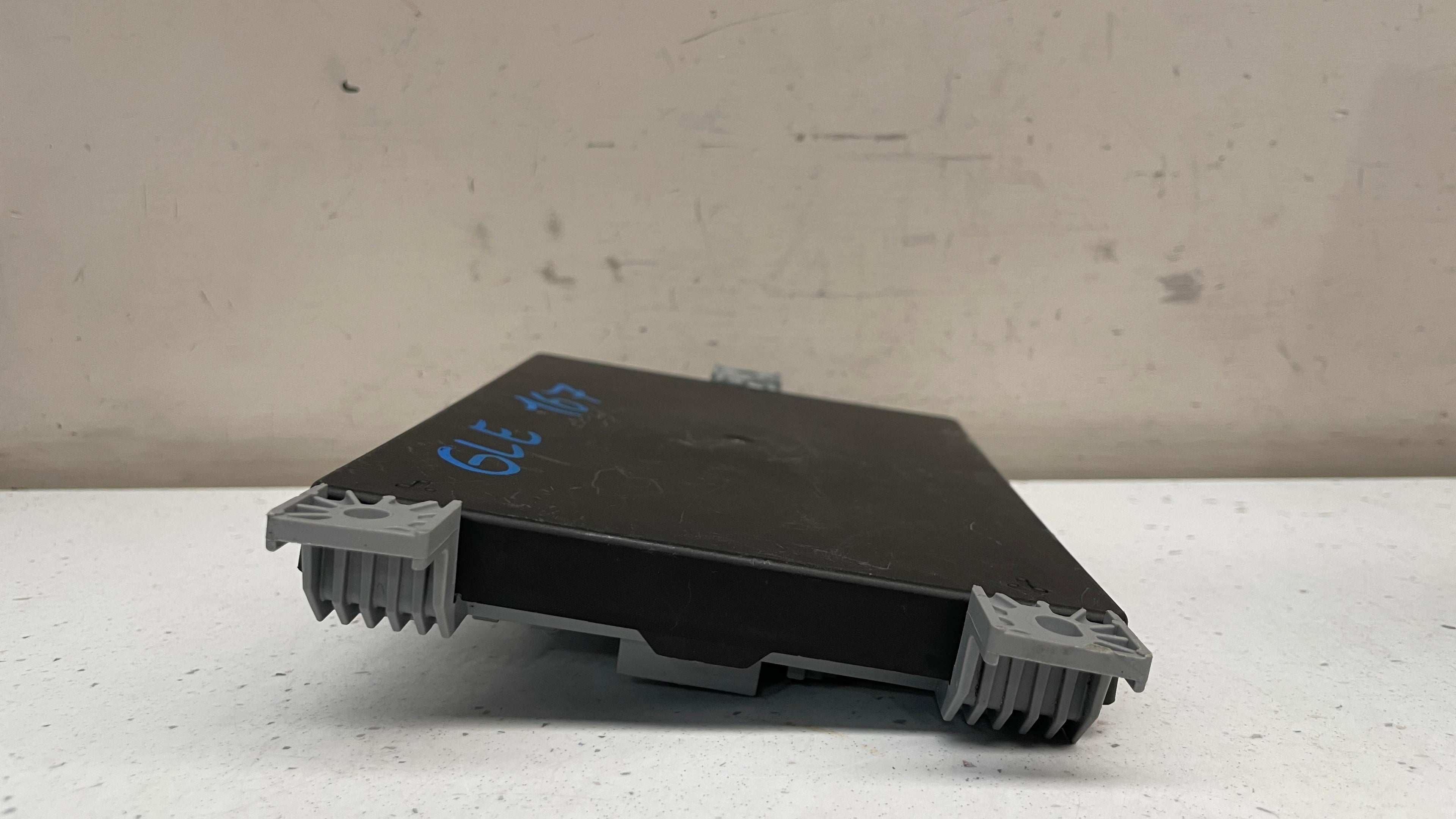 A1679007311 MERCEDES REAR SAM CONTROL UNIT