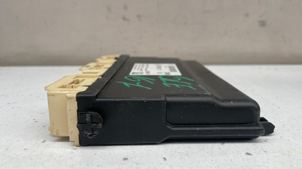 A1679002111 MERCEDES REAR SEAT CONTROL