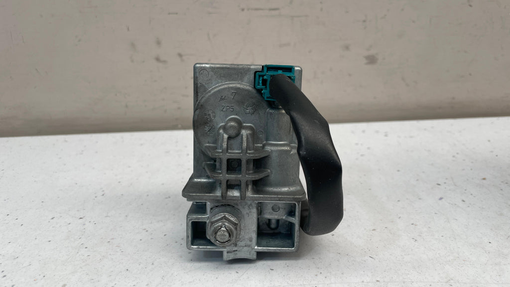 A2049005912 MERCEDES STEERING COLUMN LOCK