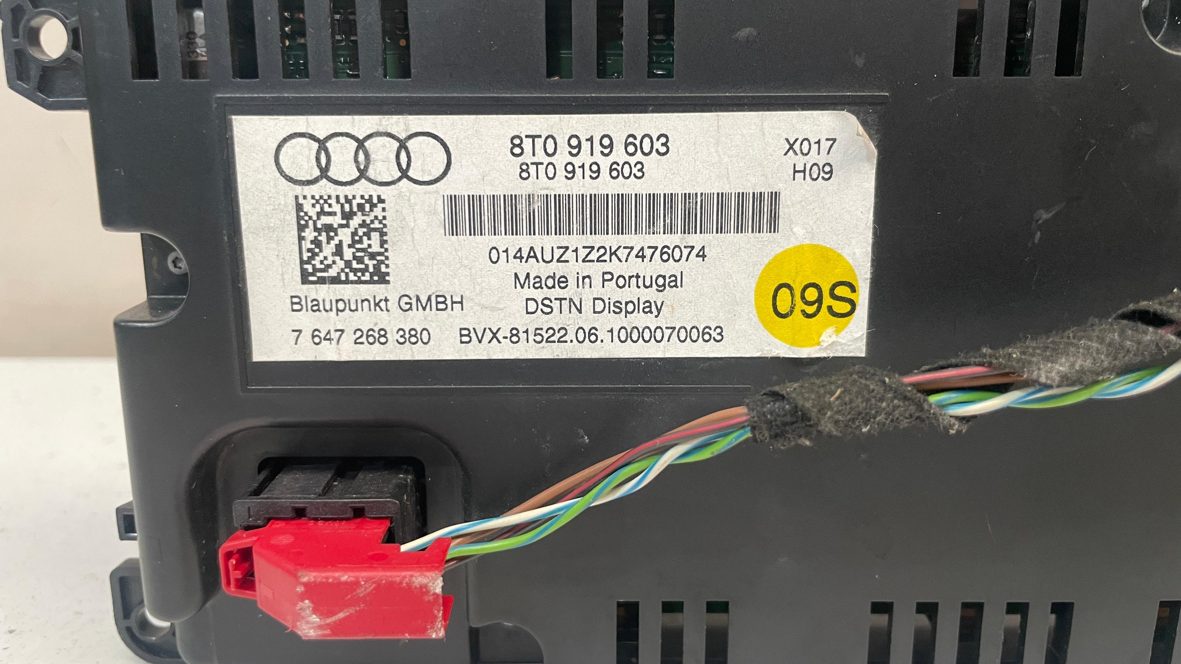 8T0919603 AUDI A4 INFORMATION  SCREEN DISPLAY