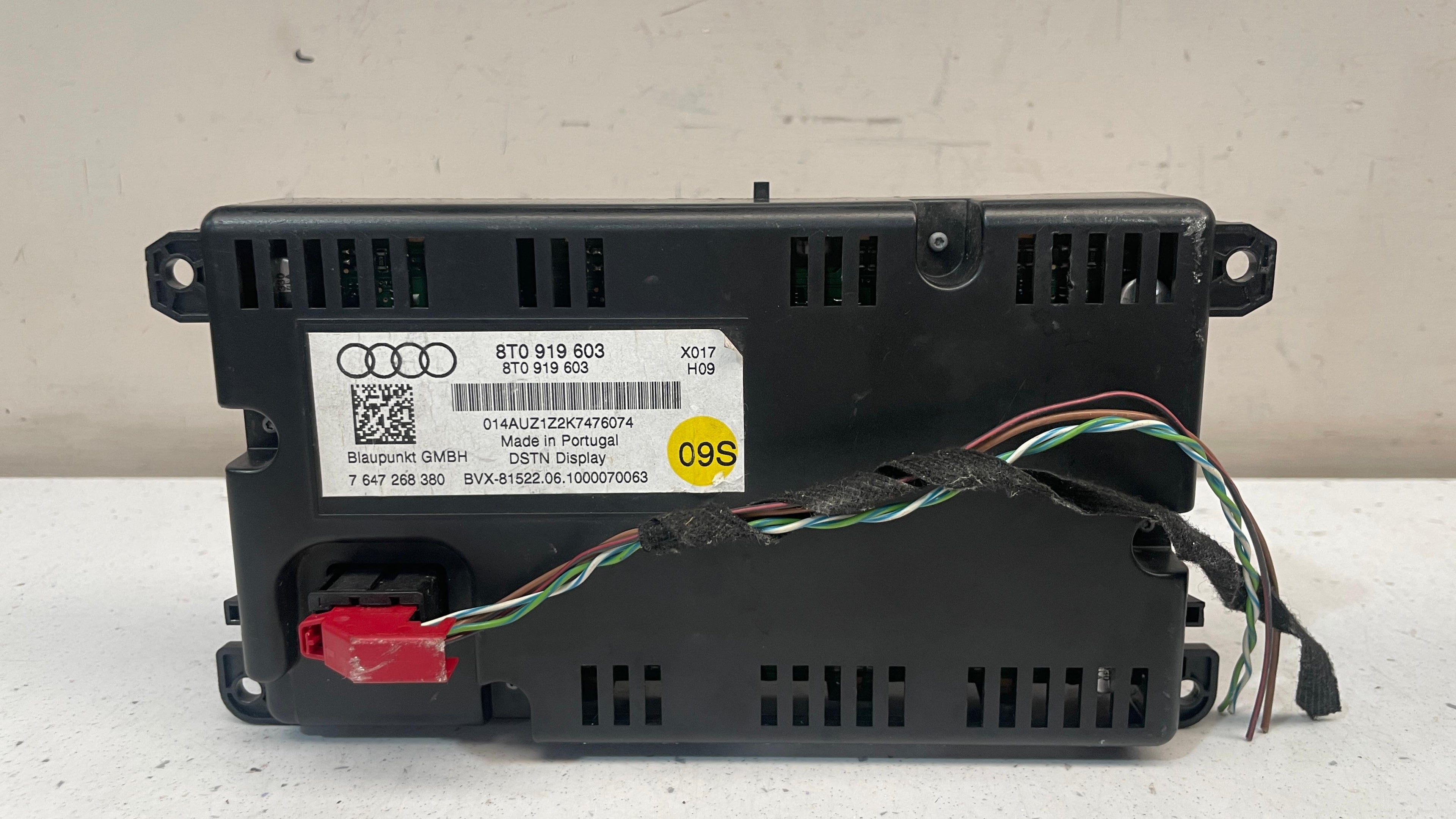 8T0919603 AUDI A4 INFORMATION  SCREEN DISPLAY