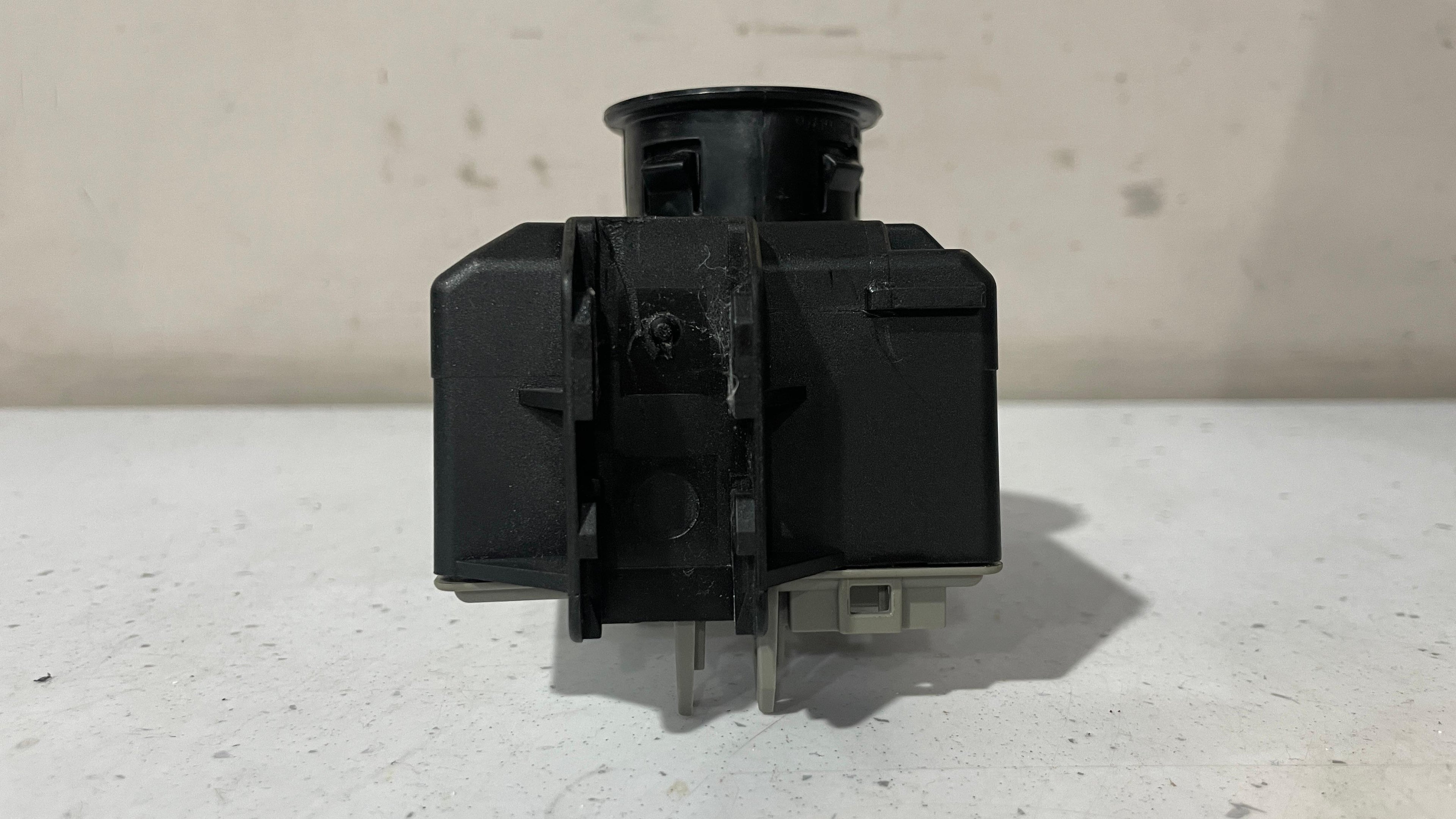A1669059702 MERCEDES IGNITION STARTER SWITCH