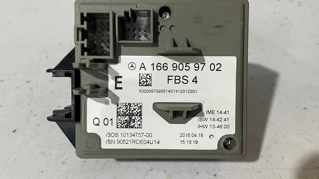 A1669059702 MERCEDES IGNITION STARTER SWITCH