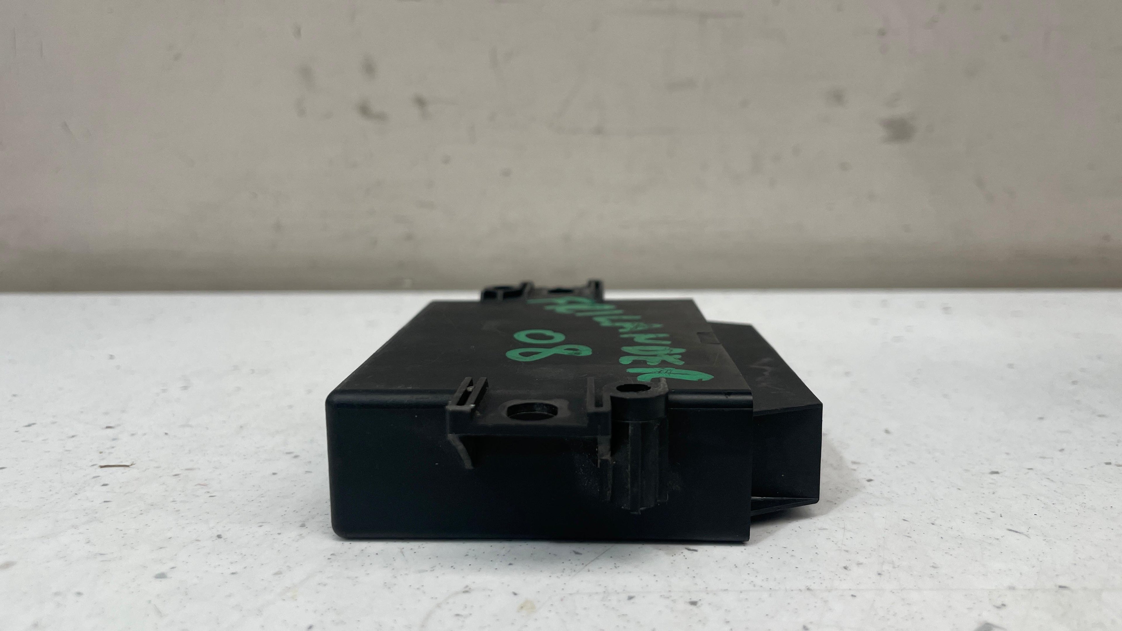 6G92-15K866-BJ LAND ROVER PARK ASSIST CONTROL MODULE