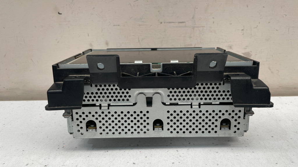 DH5210E889AE LAND ROVER NAVIGATION DISPLAY SCREEN