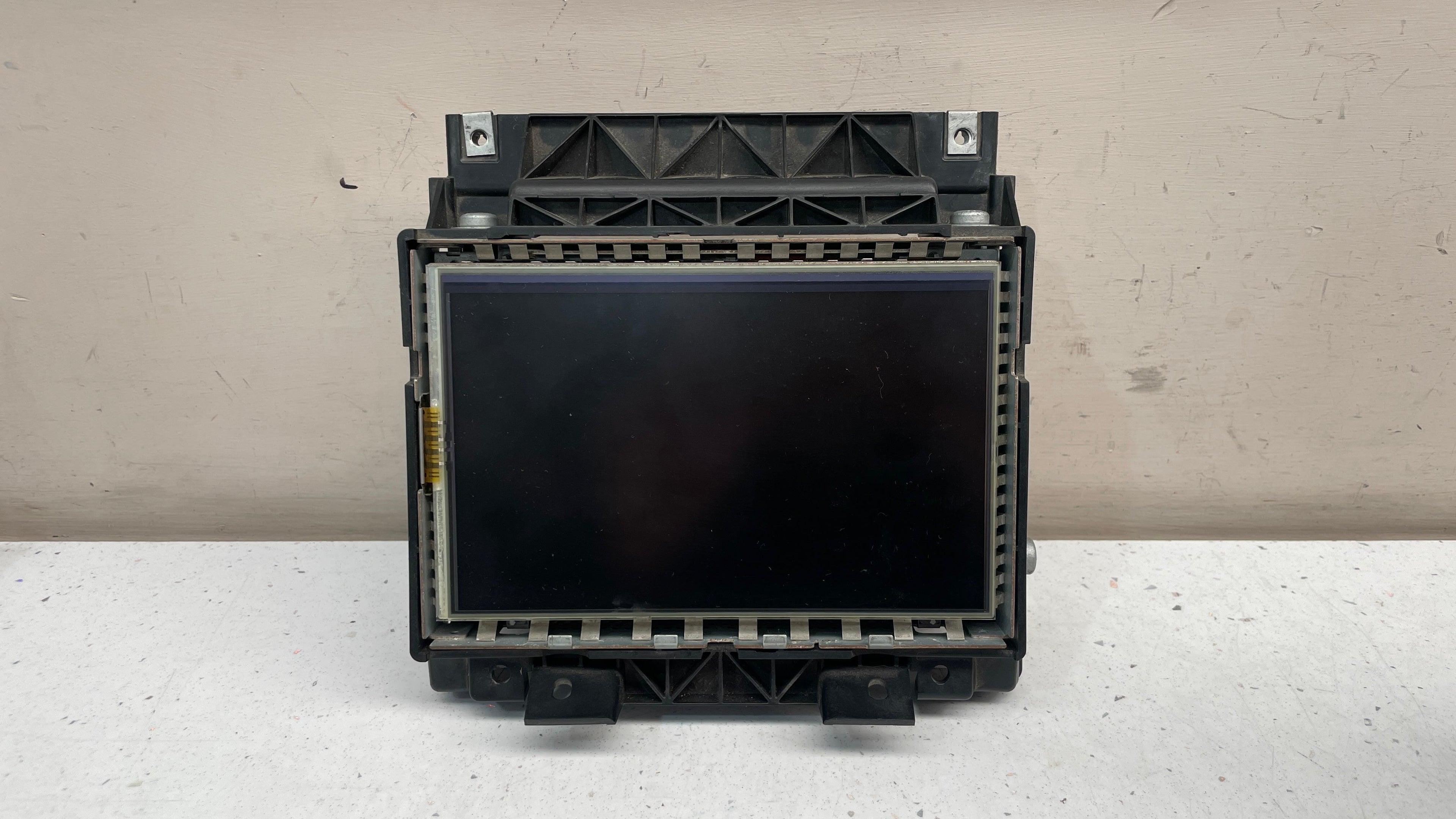 DH5210E889AE LAND ROVER NAVIGATION DISPLAY SCREEN