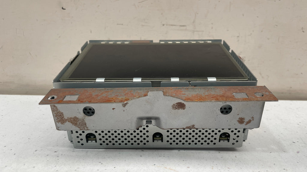 GH22-10E889-AB LAND ROVER NAVIGATION DISPLAY SCREEN