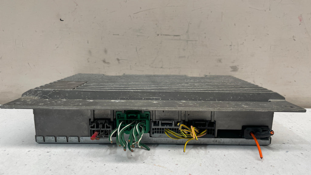 8H32-19C164-AA LAND ROVER HARMAN KARDON AMPLIFIER