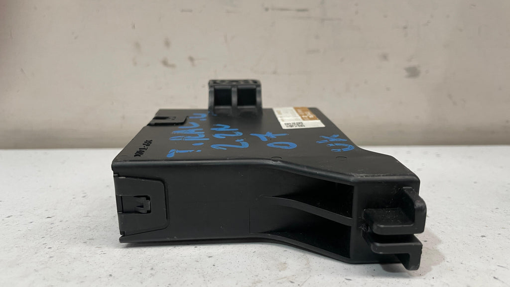 88650-42200 TOYOTA RAV4  CONTROL MODULE