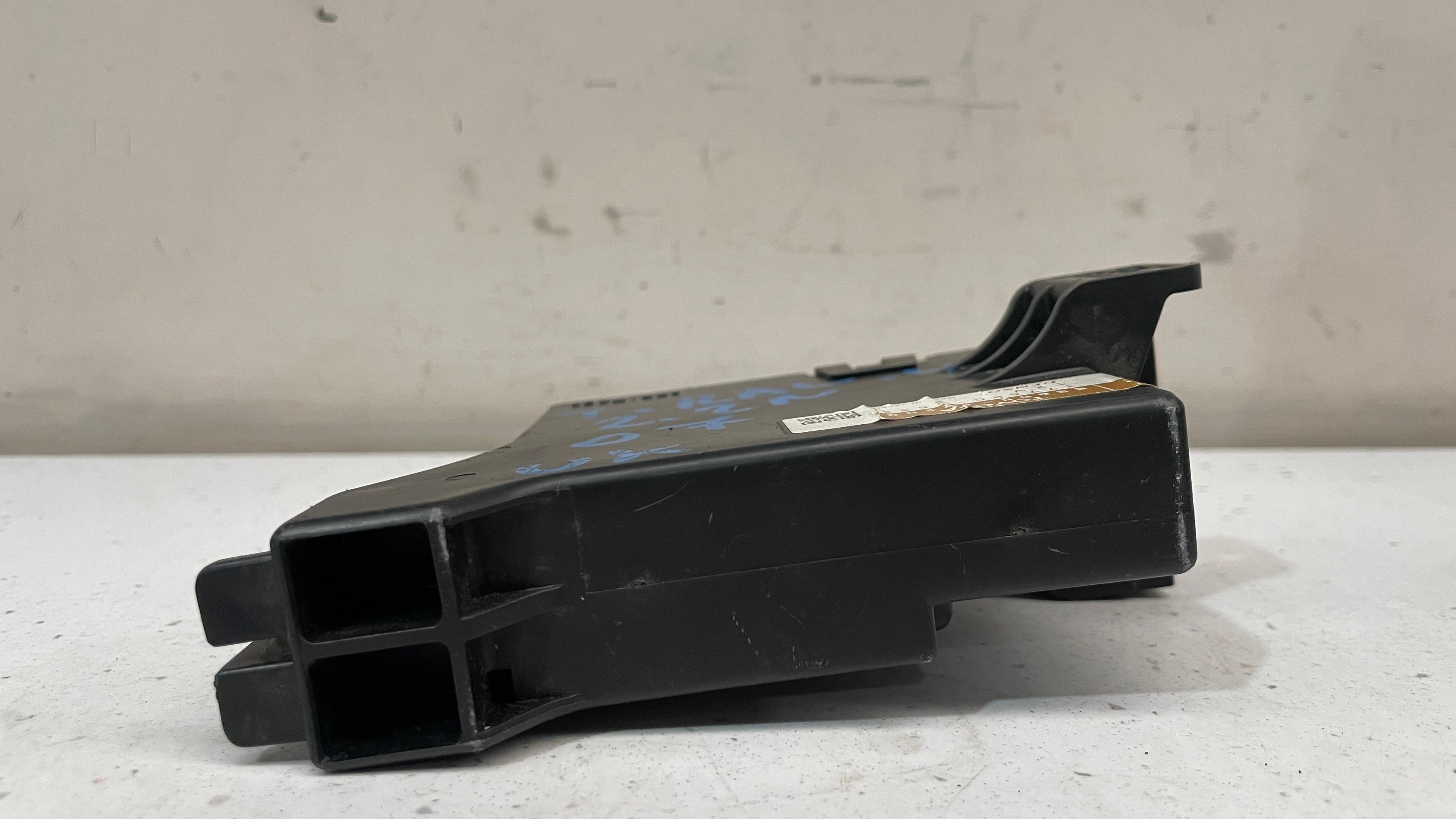 88650-42200 TOYOTA RAV4  CONTROL MODULE