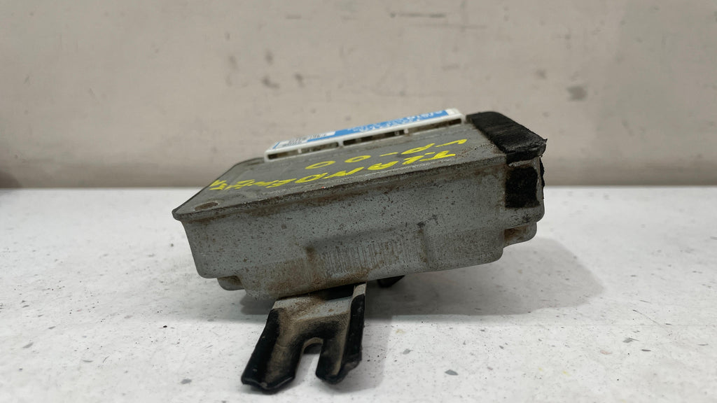 89540-60100 TOYOTA LAND CRUISER  ABS CONTROL ECU