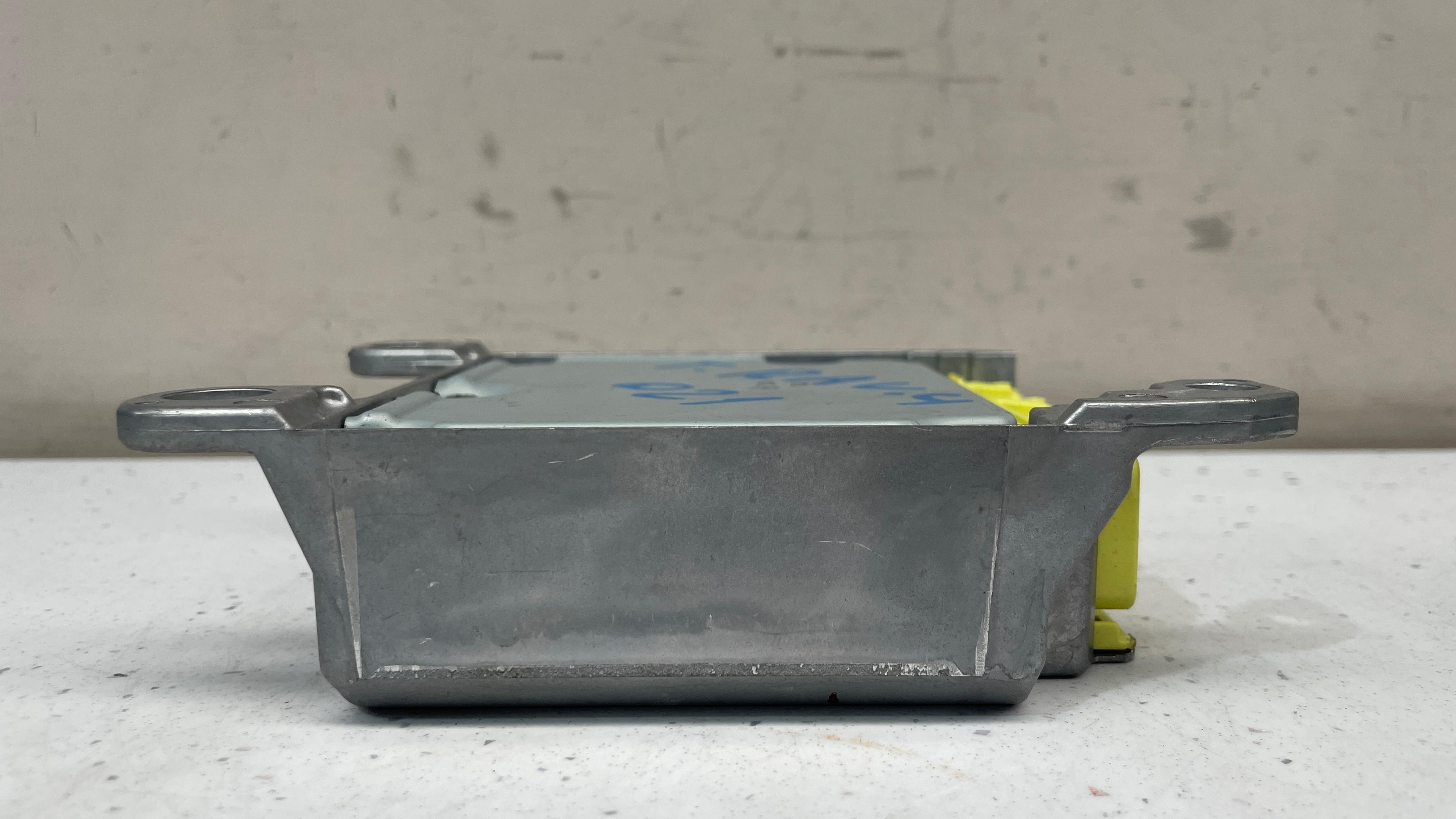 89170-0R230 TOYOTA SRS SENSOR CONTROL