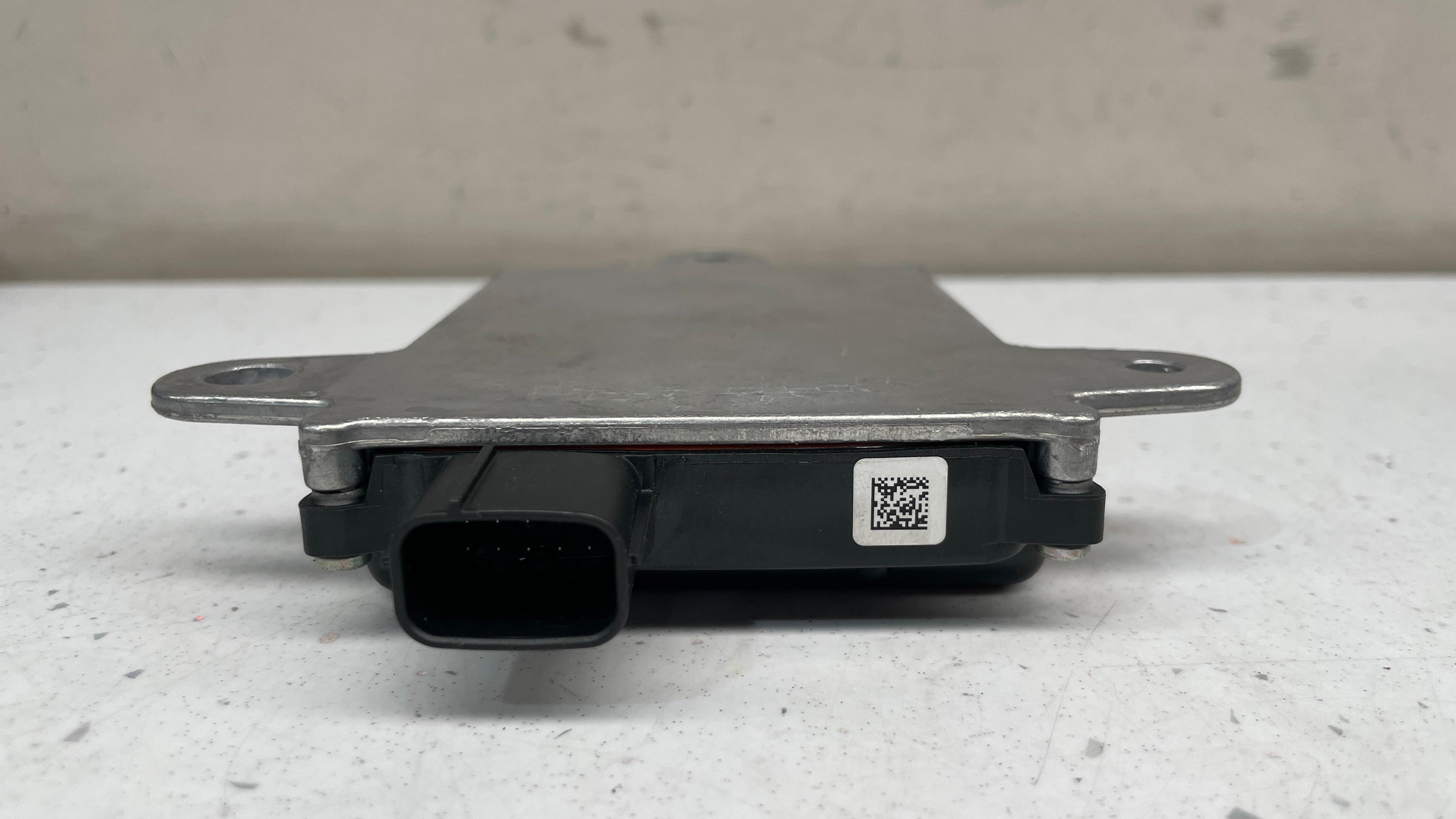 88162-0W381 TOYOTA BLIND SPOT MONITOR SENSOR