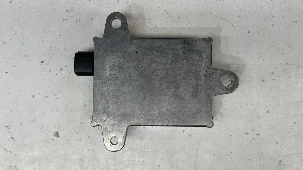 88162-0W381 TOYOTA BLIND SPOT MONITOR SENSOR