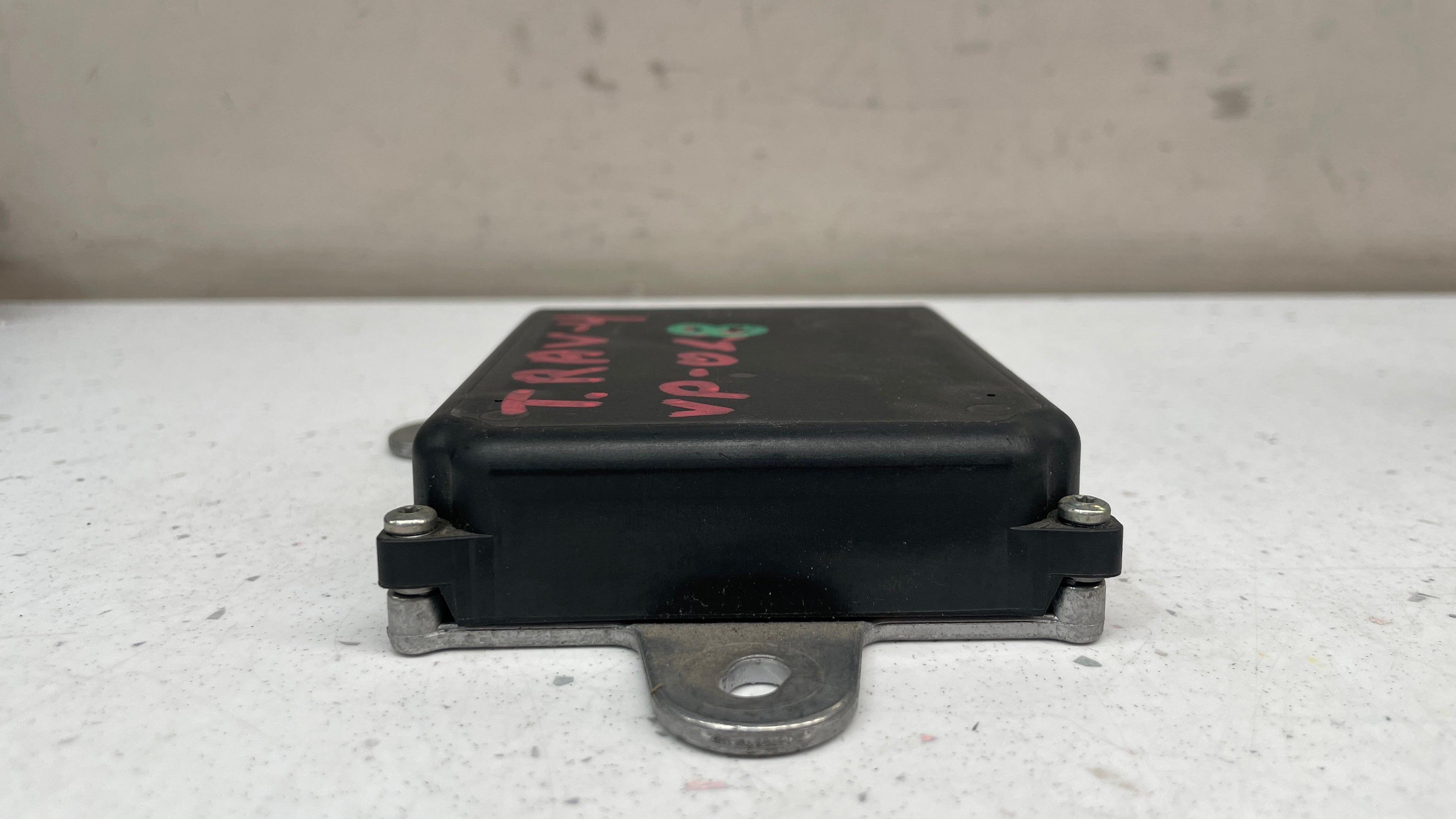 88162-0W381 TOYOTA BLIND SPOT MONITOR SENSOR