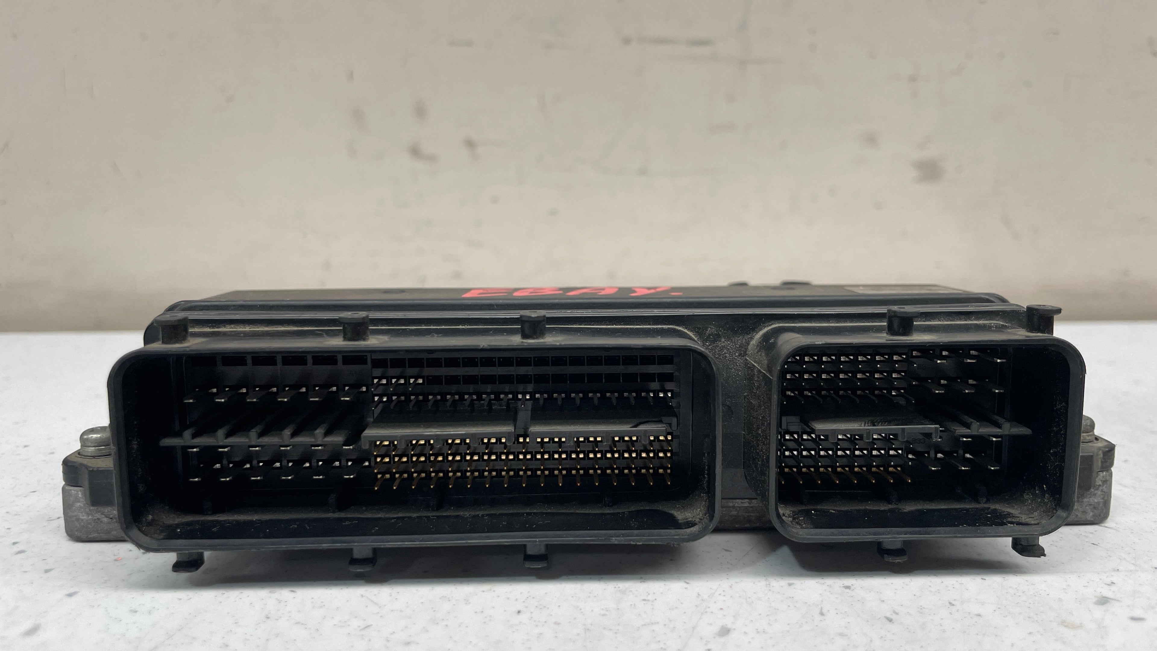 89661-42F21 TOYOTA ENGINE CONTROL UNIT ECU