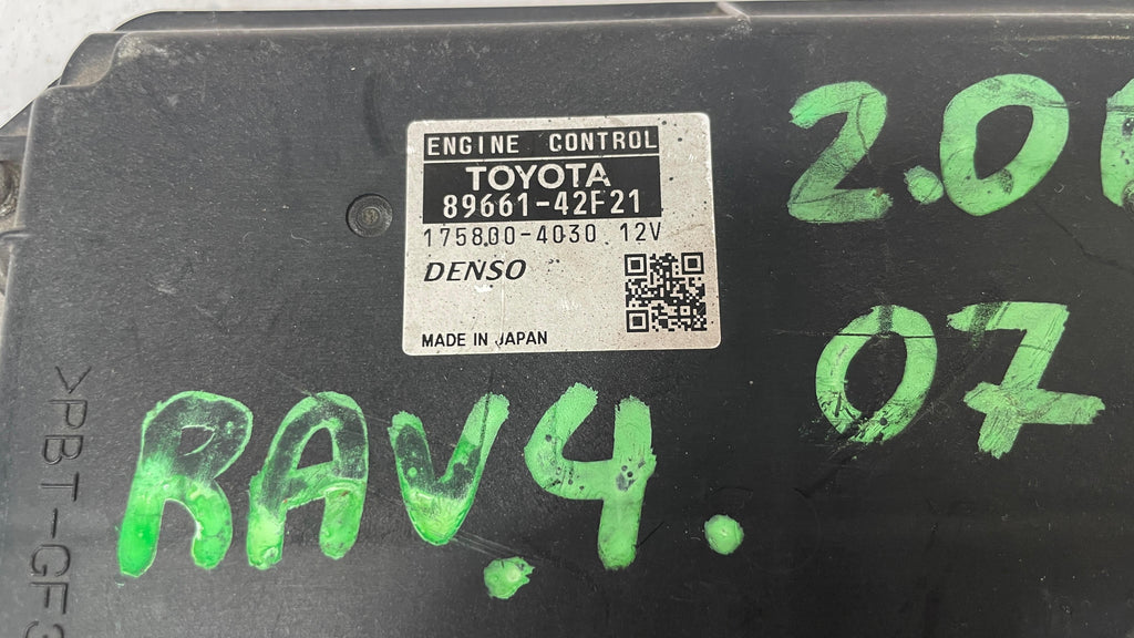 89661-42F21 TOYOTA ENGINE CONTROL UNIT ECU